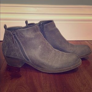 Carlos Santana low boot